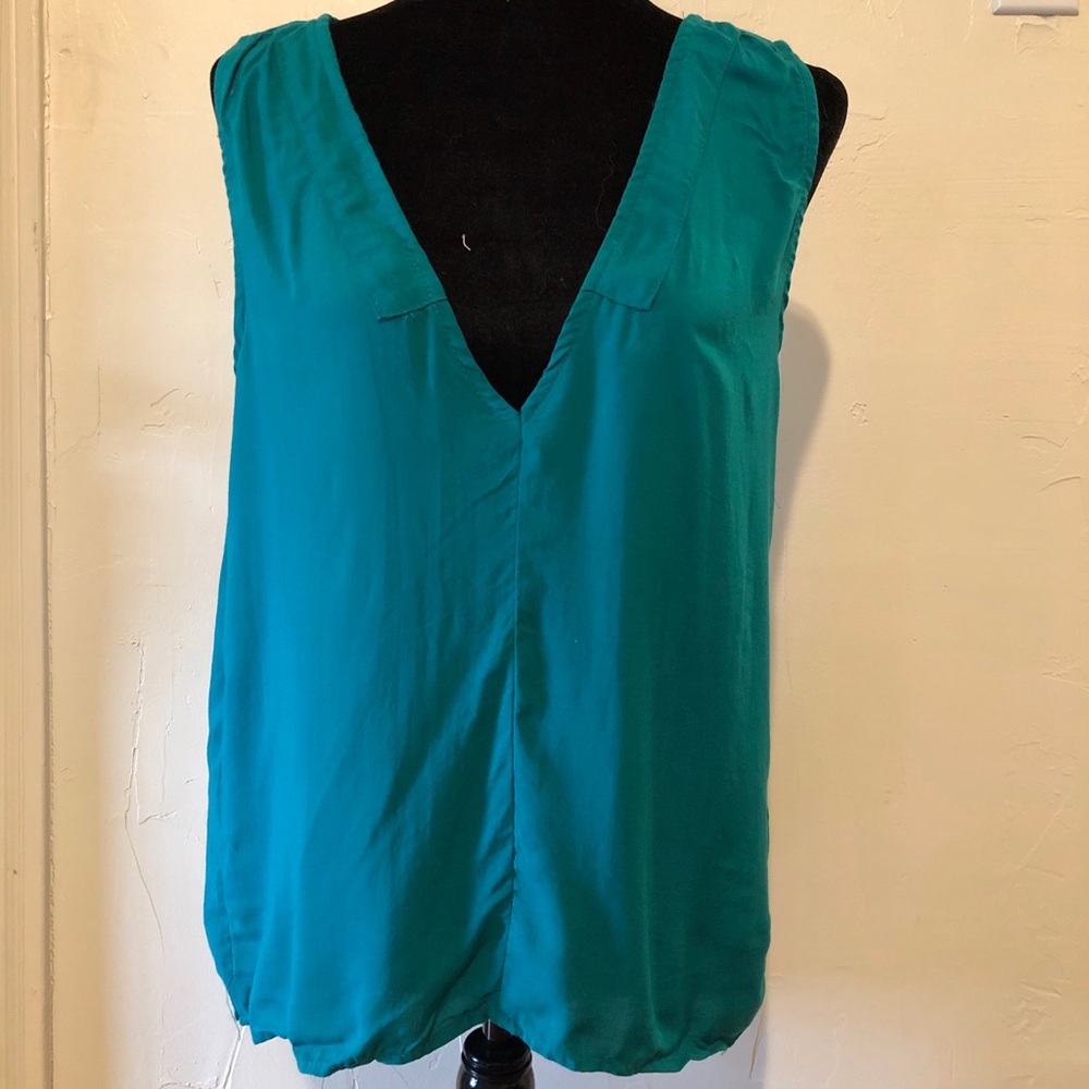 Sleeveless Top